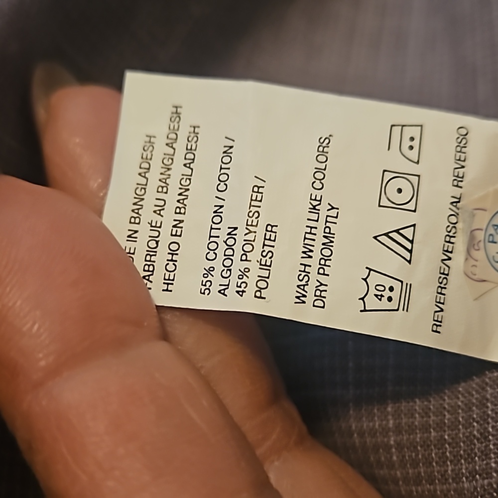 button down shirt - Picture 5 of 7